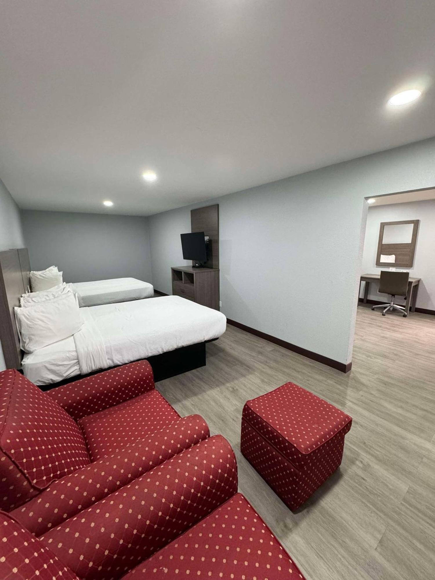 Surestay Hotel By Best Western צ'יילדרס מראה חיצוני תמונה