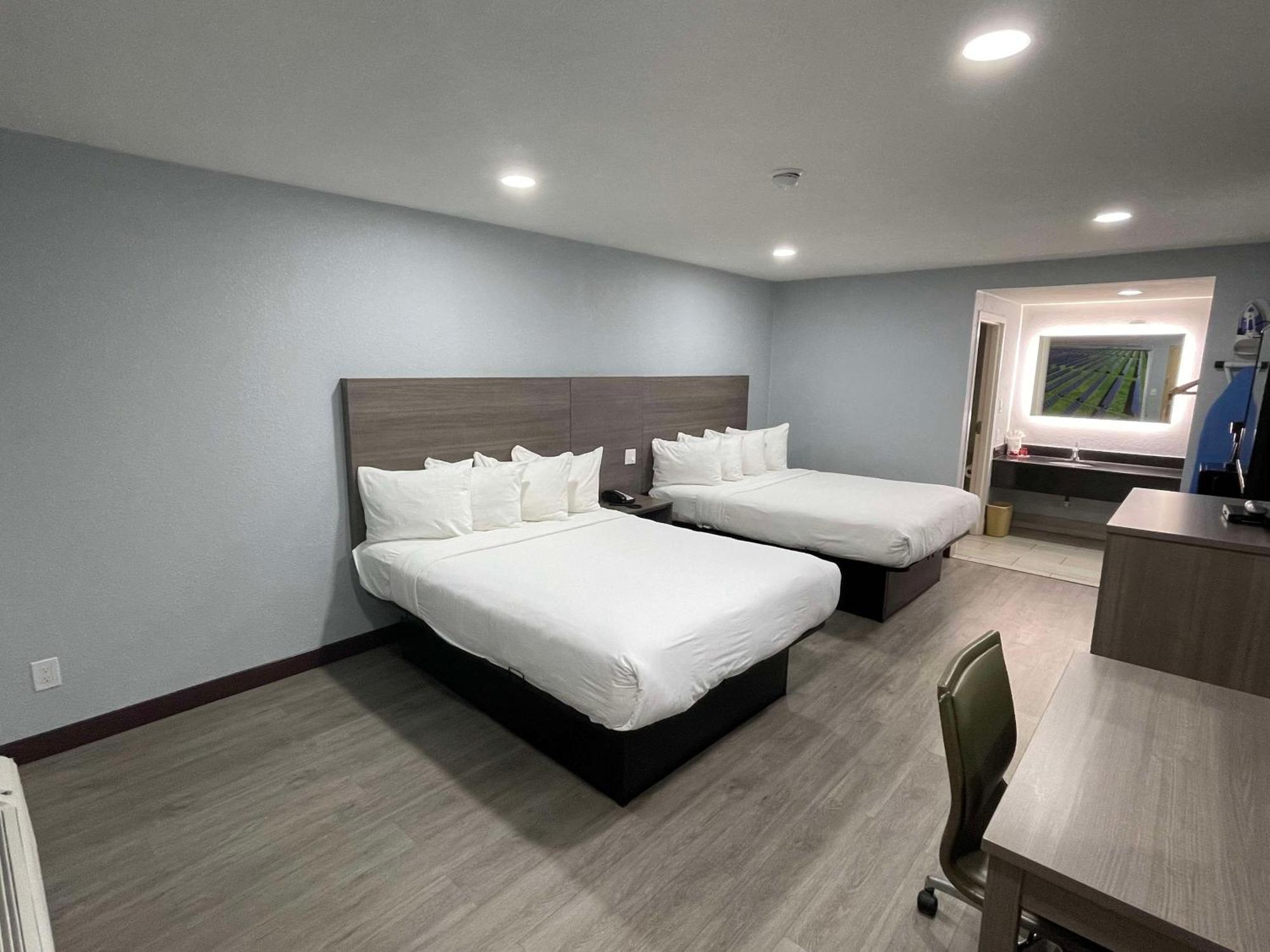Surestay Hotel By Best Western צ'יילדרס מראה חיצוני תמונה
