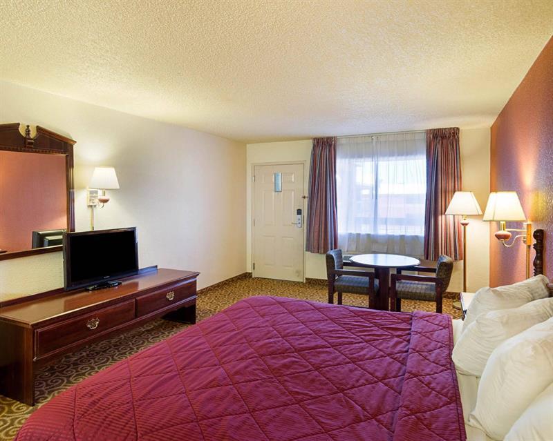 Surestay Hotel By Best Western צ'יילדרס מראה חיצוני תמונה