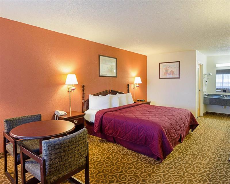 Surestay Hotel By Best Western צ'יילדרס מראה חיצוני תמונה